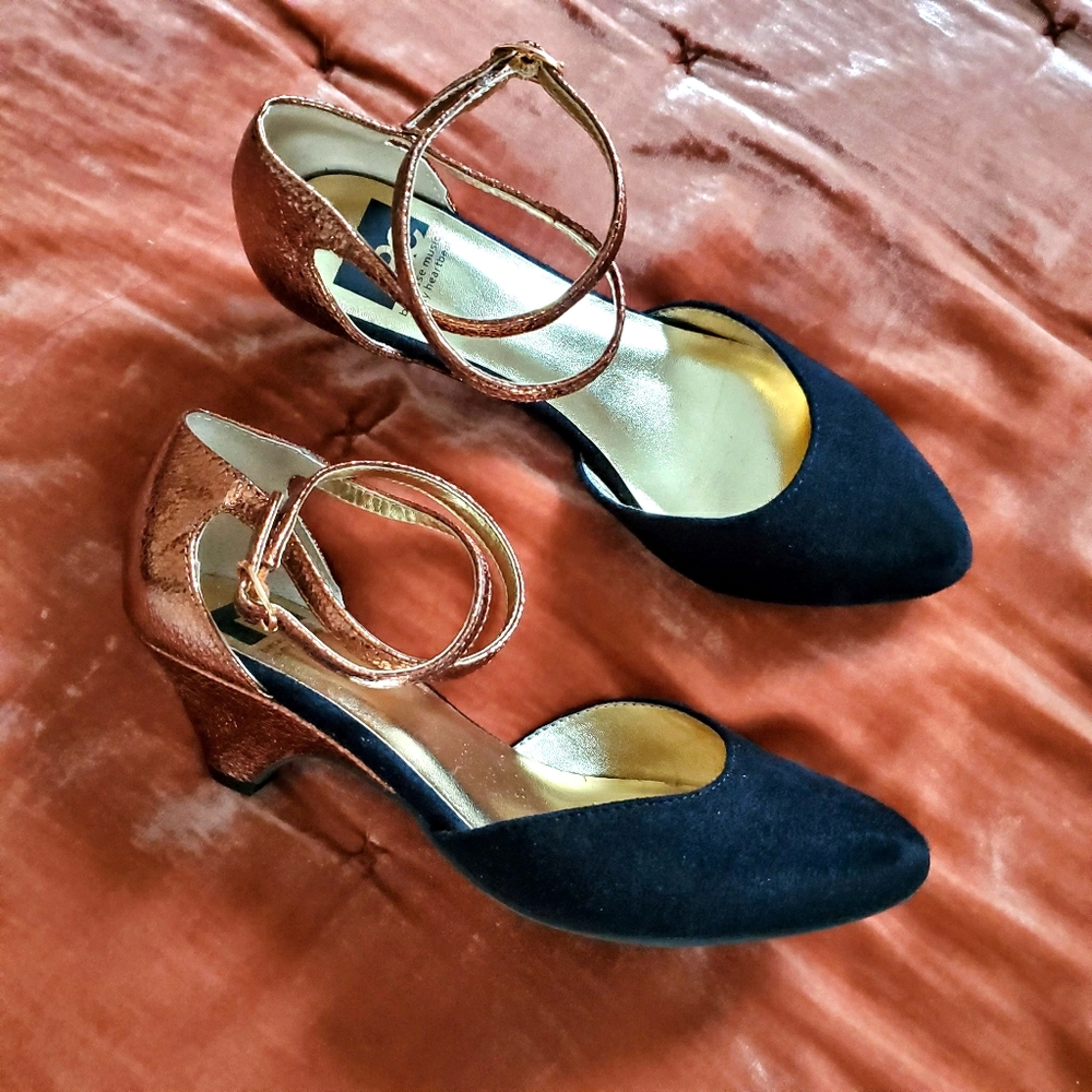Rosegold & black velvet low heels